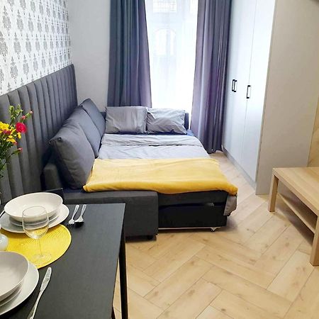 Samo Centrum, Pkp, Pks Wrocław Eksteriør billede